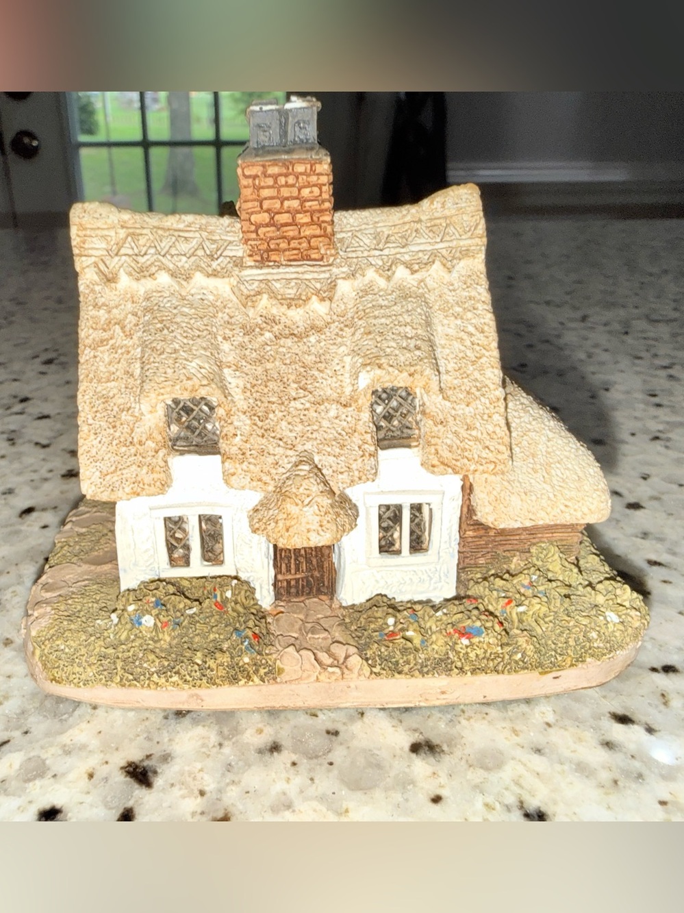 Lilliput Lane Clare Cottage